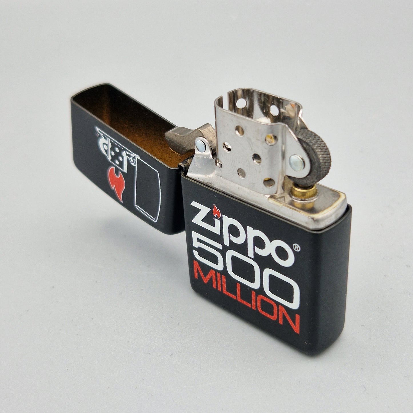 Zippo Feuerzeug 500th Million	A17	Lighter - ungezündet - ohne OVP