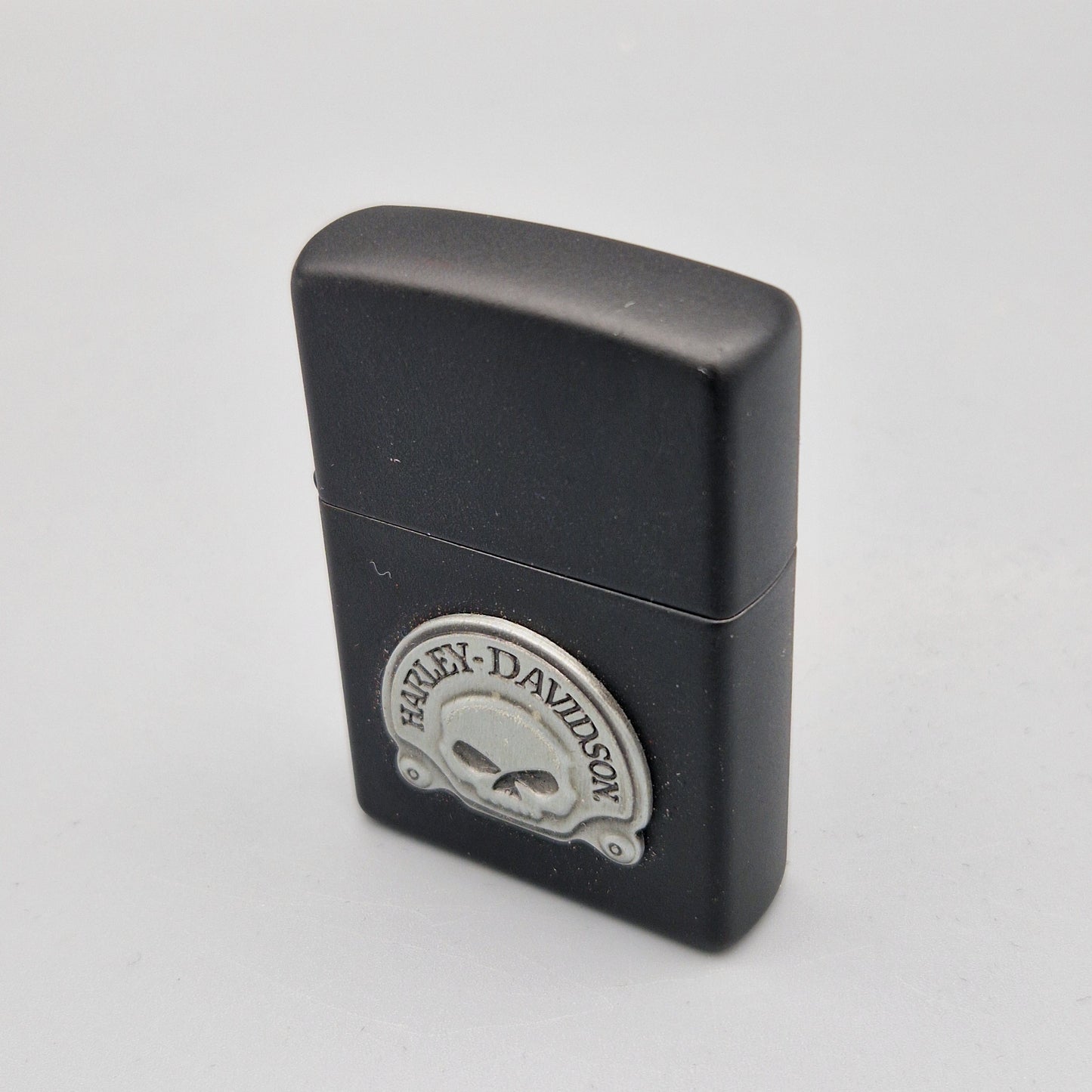 Zippo Feuerzeug 20582	Harley Davidson Skull	H05	Lighter - ungezündet - ohne OVP