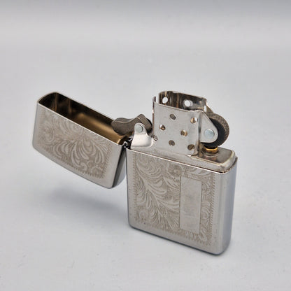 Zippo Feuerzeug Venetian Chrome	J14	Lighter - ungezündet - ohne OVP
