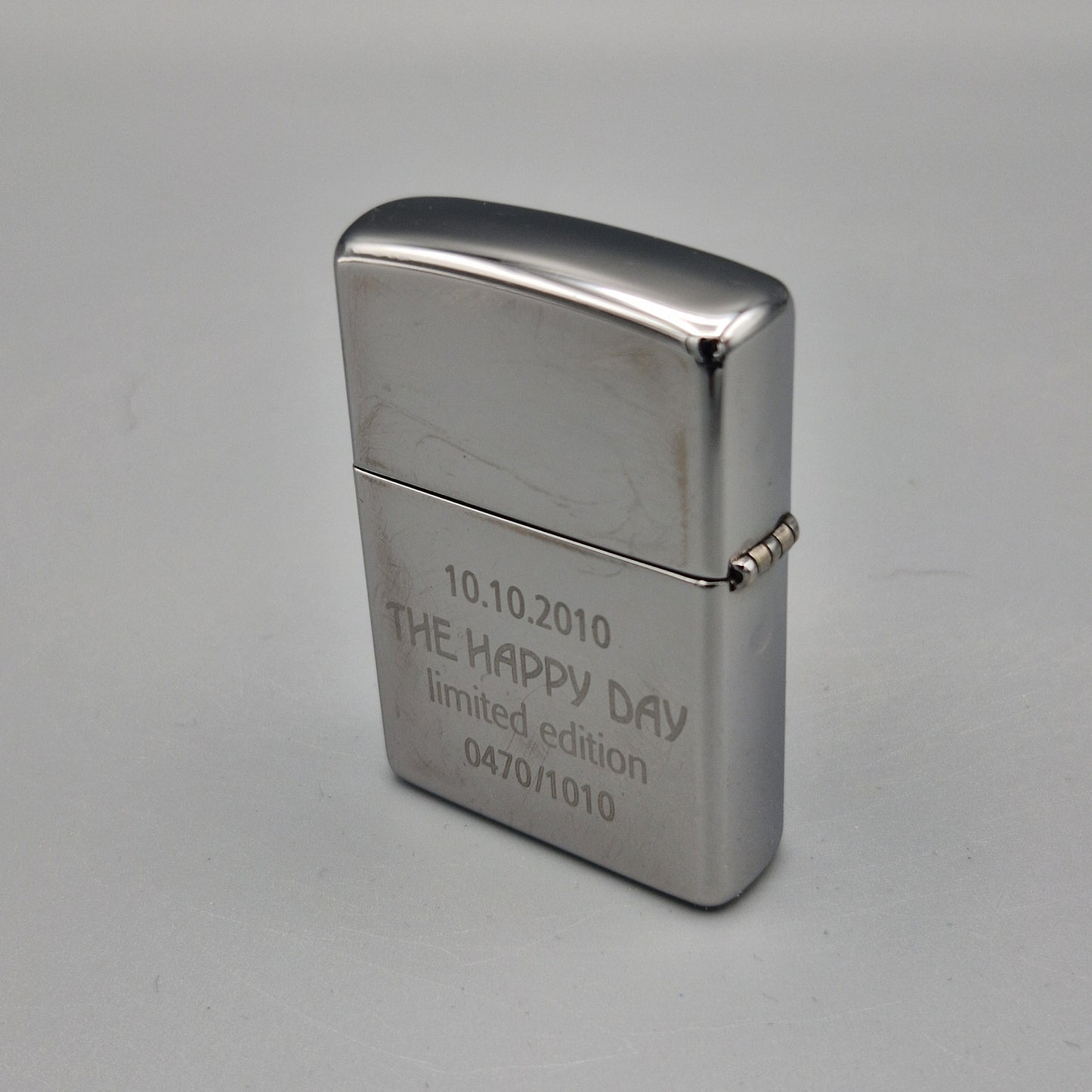 Zippo Feuerzeug 10.10.2010 The Happy Day 0470/1010	B10	Lighter - gebraucht - ohne OVP