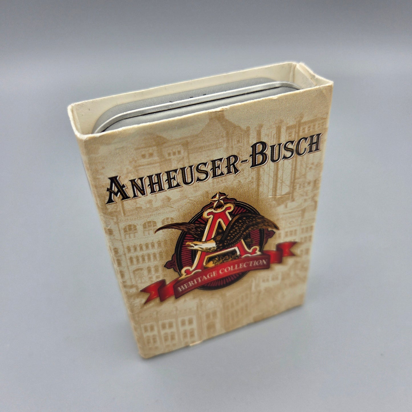 Zippo Anheuser-Busch Eagle - Heritage Collection	J 01	Feuerzeug	Lighter - ungezündet