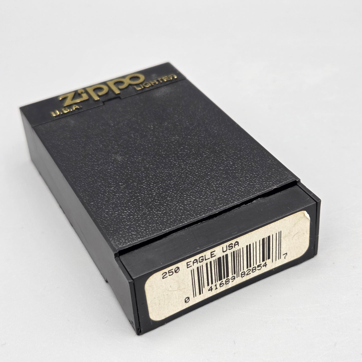 Zippo Chief Sitting Bull	C 01	Feuerzeug	Lighter - ungezündet