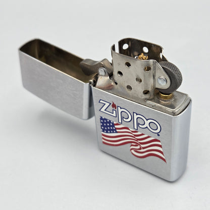 Zippo USA Flagge - US Flag	I XIII (1997)	Feuerzeug	Lighter - ungezündet