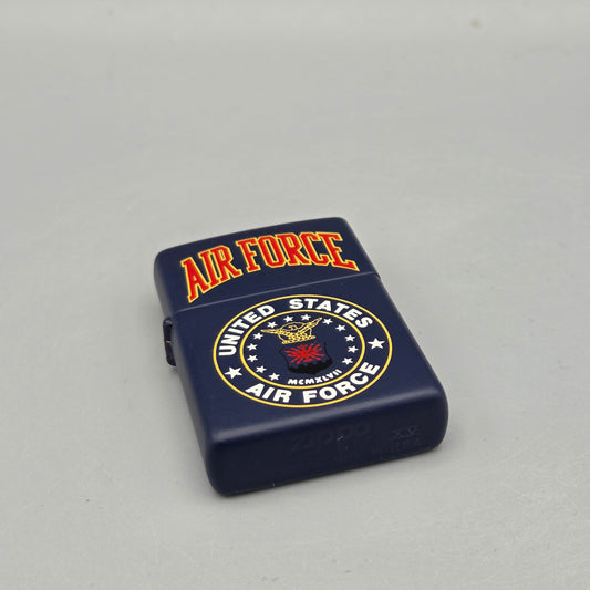 Zippo United States Air Force	A XV (1999)	Feuerzeug	Lighter - ungezündet