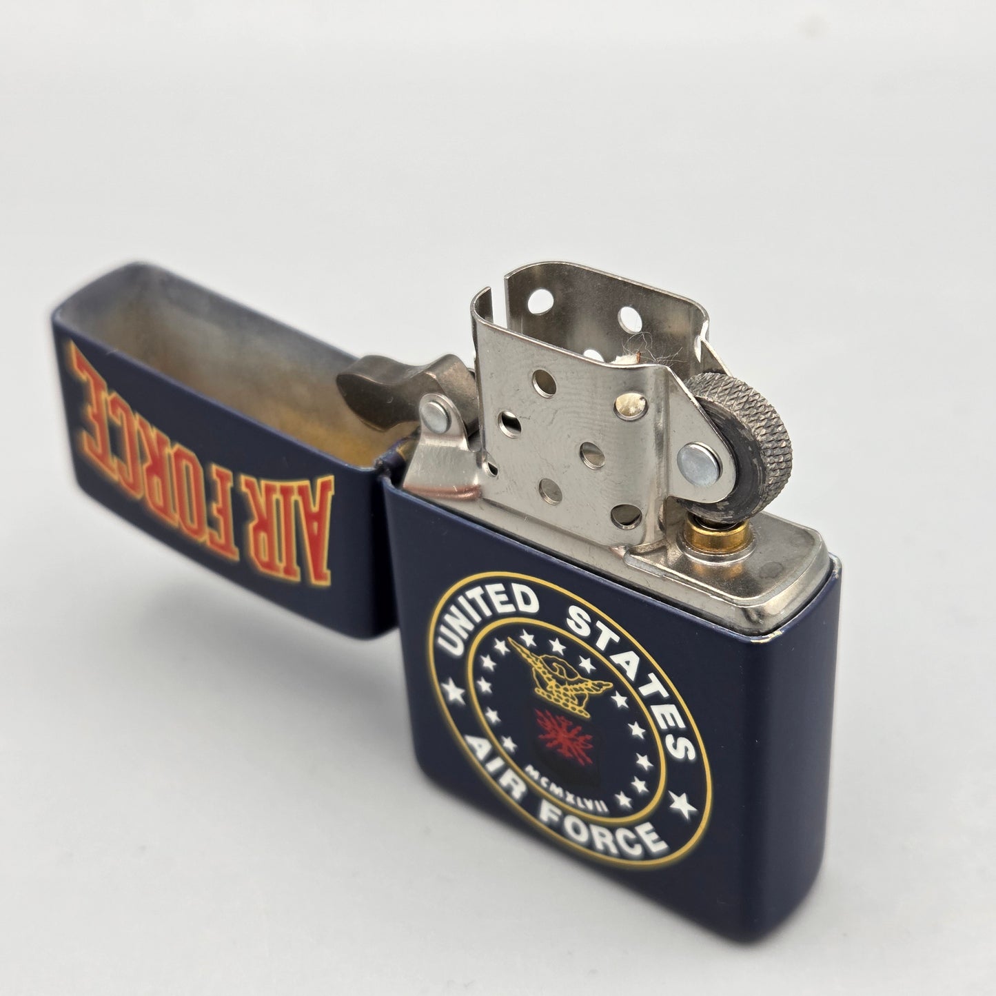 Zippo United States Air Force	A XV (1999)	Feuerzeug	Lighter - ungezündet