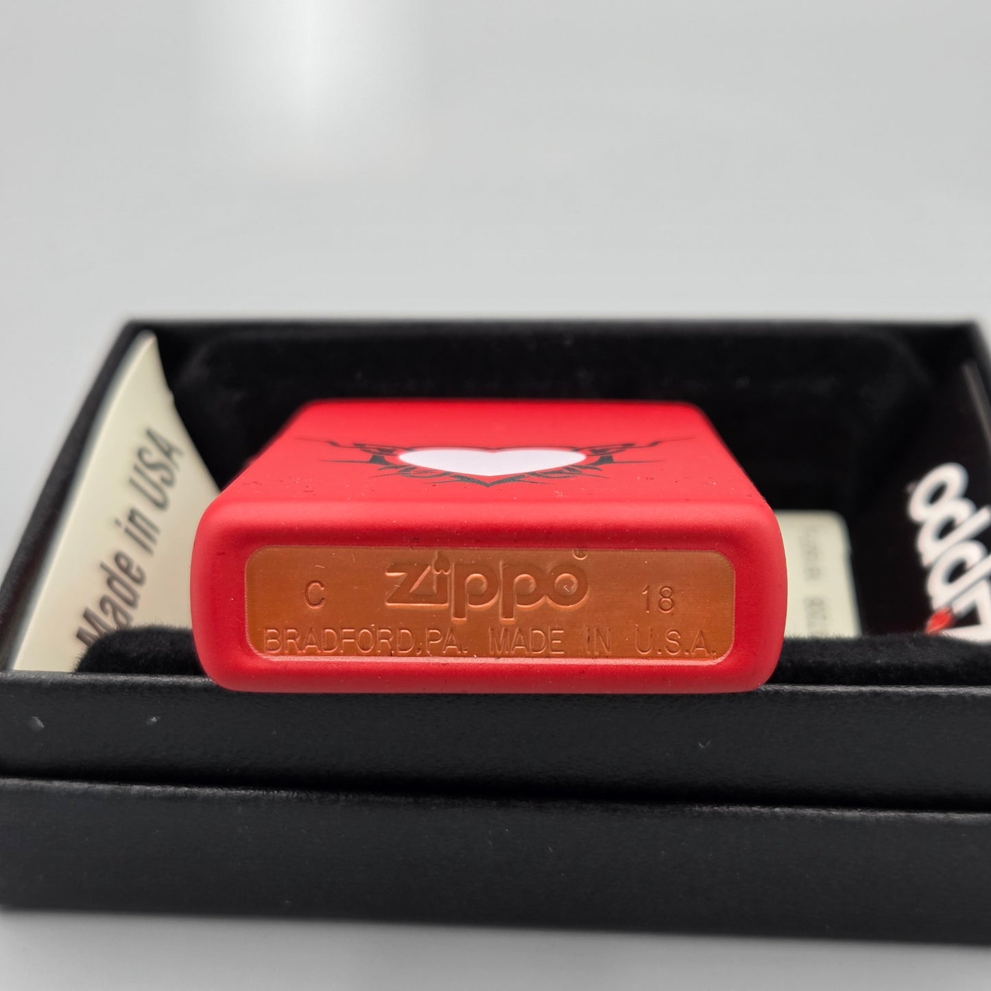 Zippo Valentine's Day		Feuerzeug	Lighter - ungezündet, inkl. Schachtel