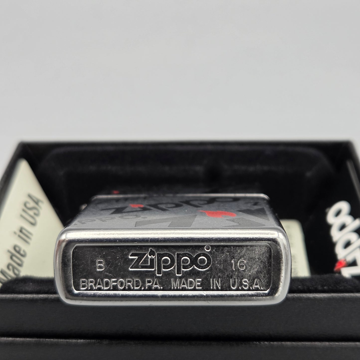 Zippo Logos		Feuerzeug	Lighter - ungezündet, inkl. Schachtel