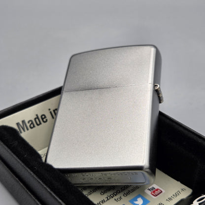 Zippo Union Jack		Feuerzeug	Lighter - ungezündet, inkl. Schachtel
