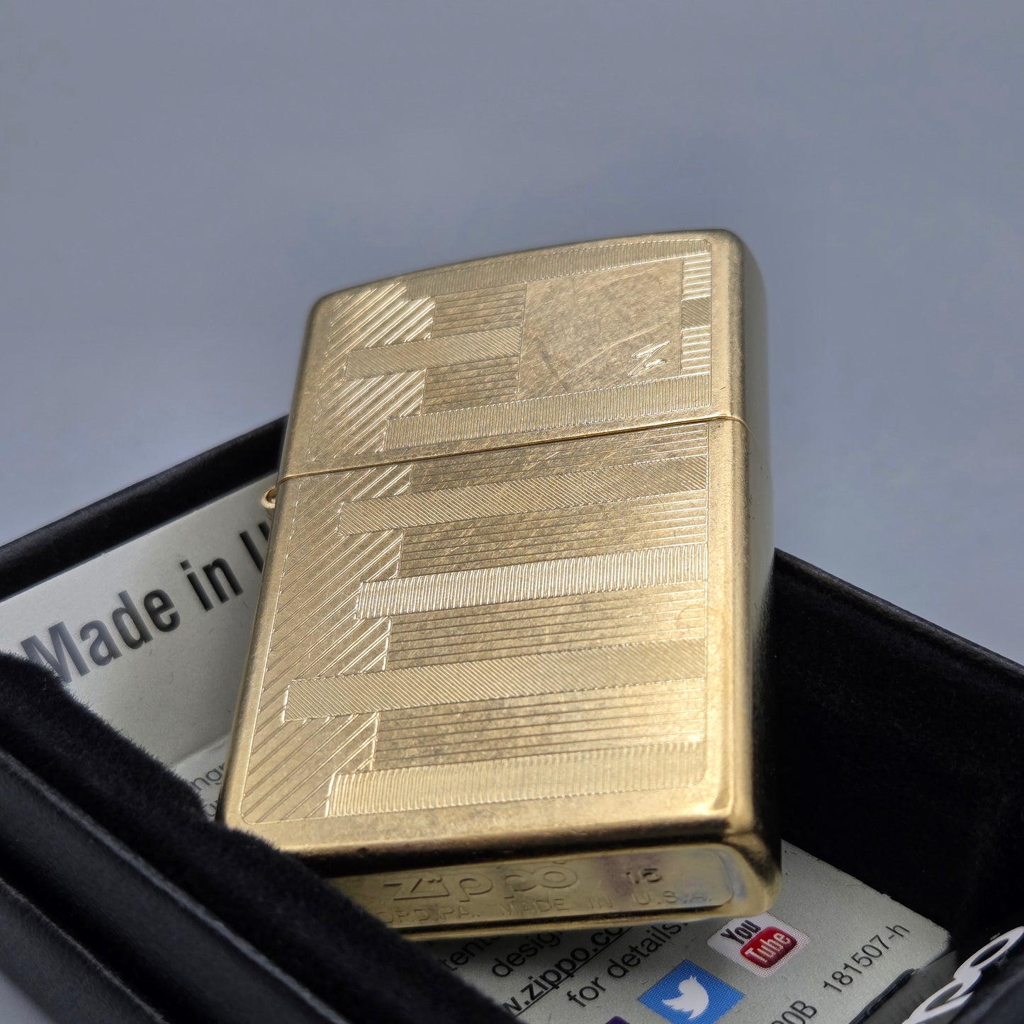 Zippo Salute to Belle Kogan		Feuerzeug	Lighter - ungezündet, inkl. Schachtel