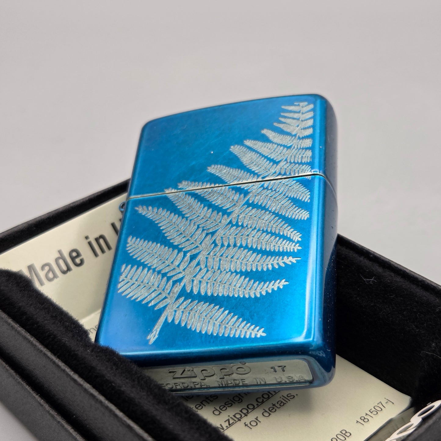 Zippo Fractal		Feuerzeug	Lighter - ungezündet, inkl. Schachtel