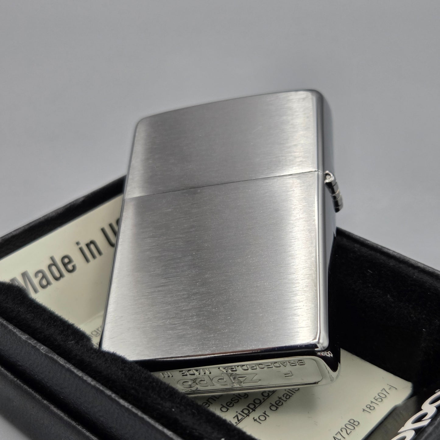 Zippo Vietnam		Feuerzeug	Lighter - ungezündet, inkl. Schachtel