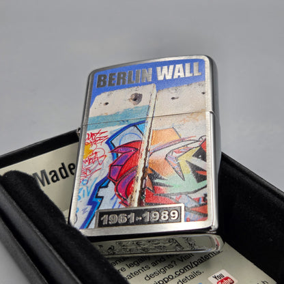 Zippo Berlin Wall		Feuerzeug	Lighter - ungezündet, inkl. Schachtel
