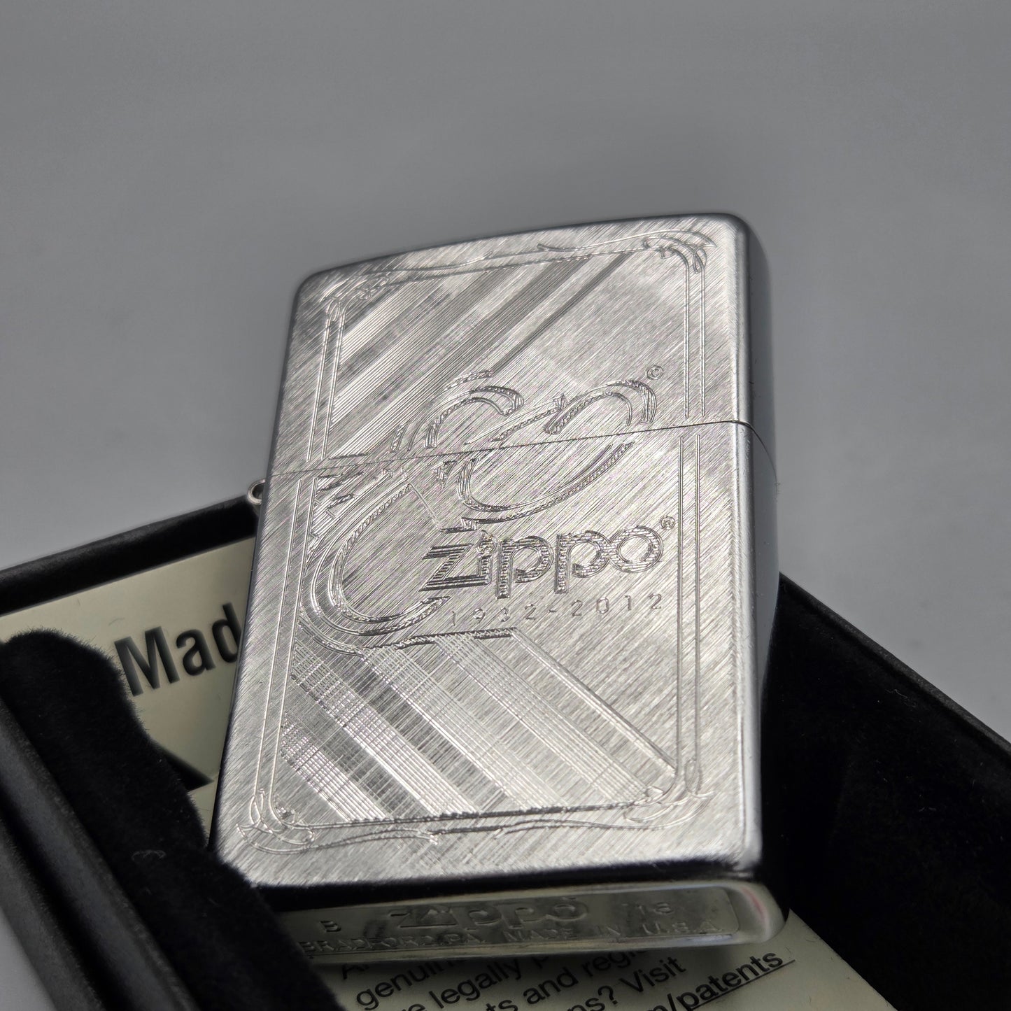Zippo 80th Anniversary		Feuerzeug	Lighter - ungezündet, inkl. Schachtel