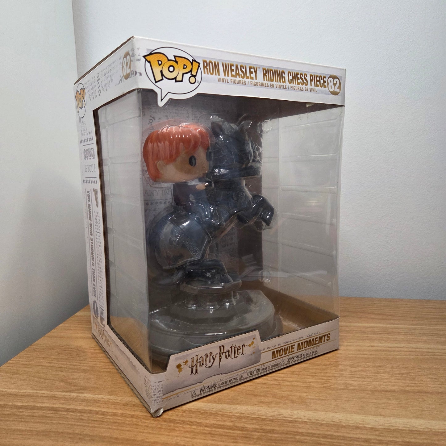 Funko Pop! Harry Potter	#82 Ron Weasley riding Chess Piece			Vinylfigur