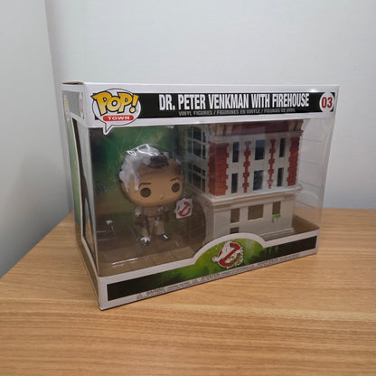 Funko Pop! Ghostbusters	#03 Dr. Peter Venkman with Firehouse		Town	Vinylfigur