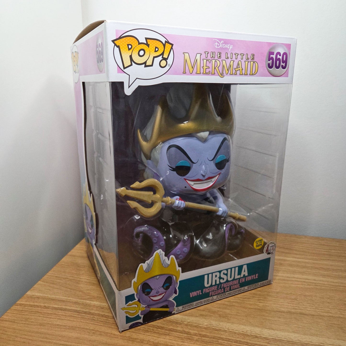 Funko Pop! The little Mermaid	#569 Ursula	Glows in the Dark	Disney	10-Inch