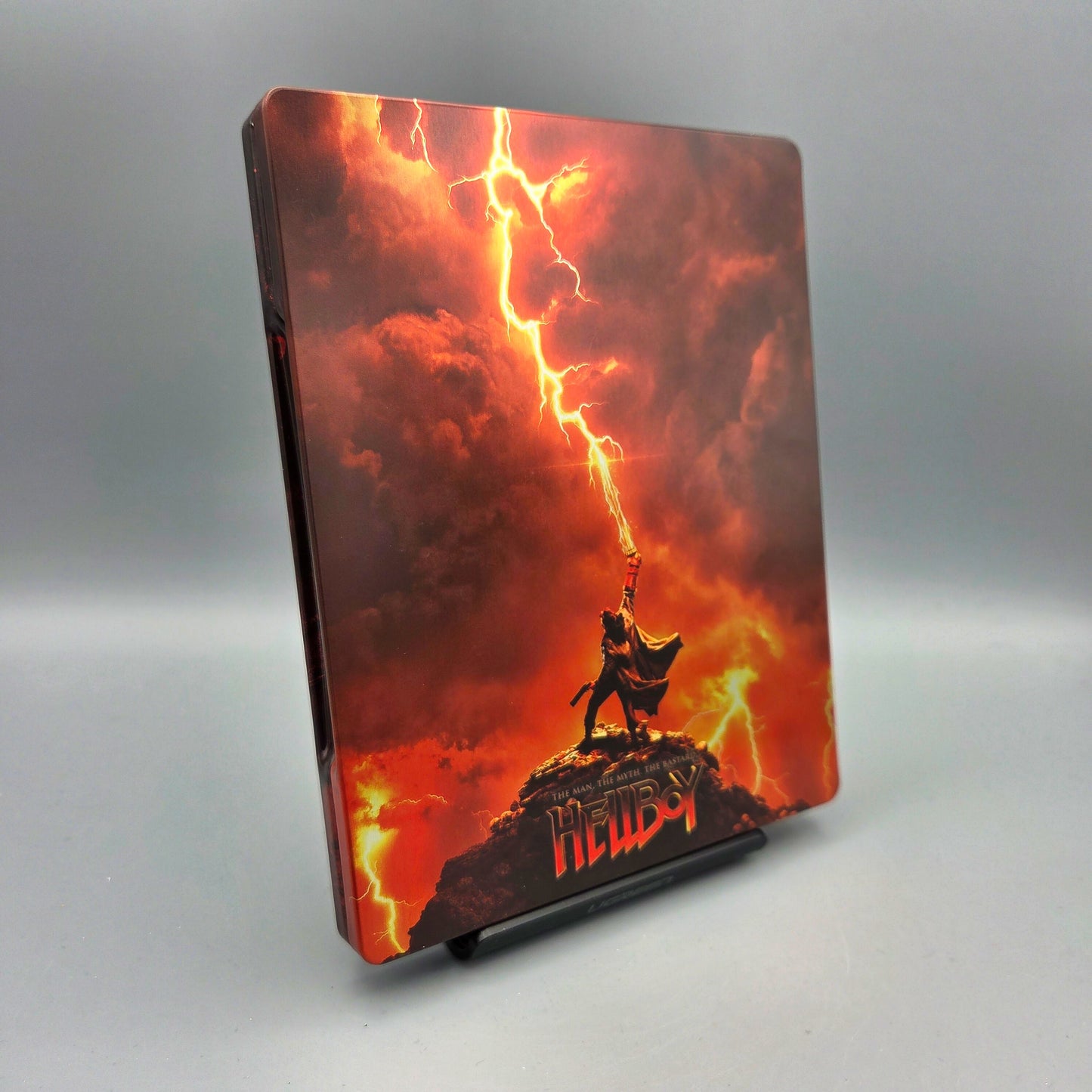 Hellboy - Call of Darkness	Steelbook	Blu-Ray Film		Zustand:	Gut