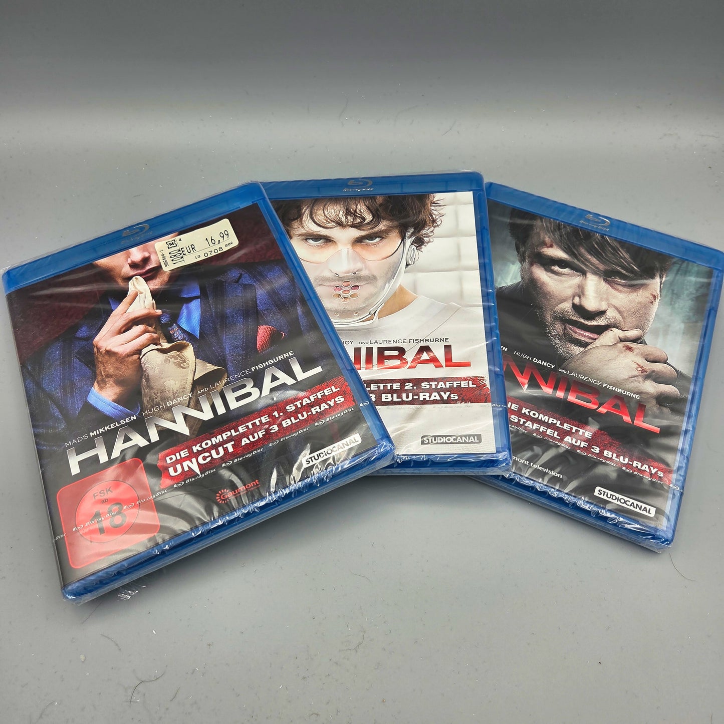 Set: Hannibal Staffel 1, 2 und 3		Blu-Ray	mit Mads Mikkelsen	Zustand:	Neu