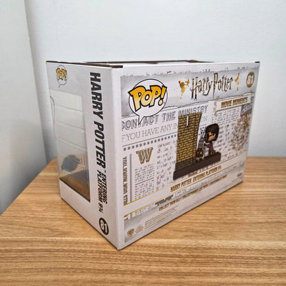 Funko Pop! #81 Harry Potter entering Platform 9 3/4	Special Edition	-	Vinylfigur