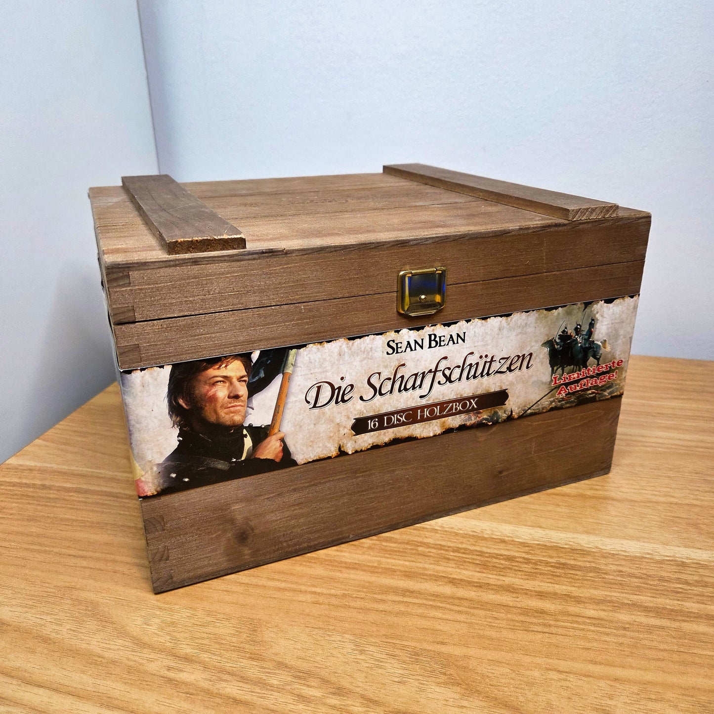 Die Scharfschützen 16 Disc Holzbox		DVD	mit Sean Bean