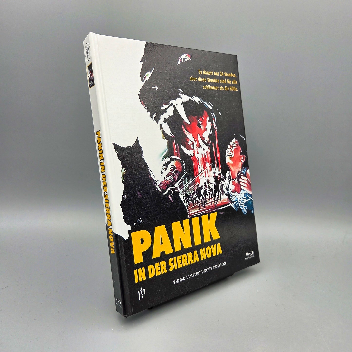Panik in der Sierra Nova - Cover A	Mediabook	Blu-Ray Film	2-Disc Limited Uncut Edition