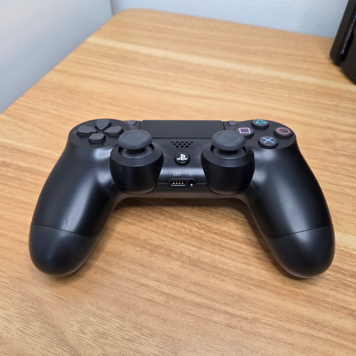 Sony Playstation 4 Slim 512 GB CUH-2216B schwarz mit Sony Wireless Controller