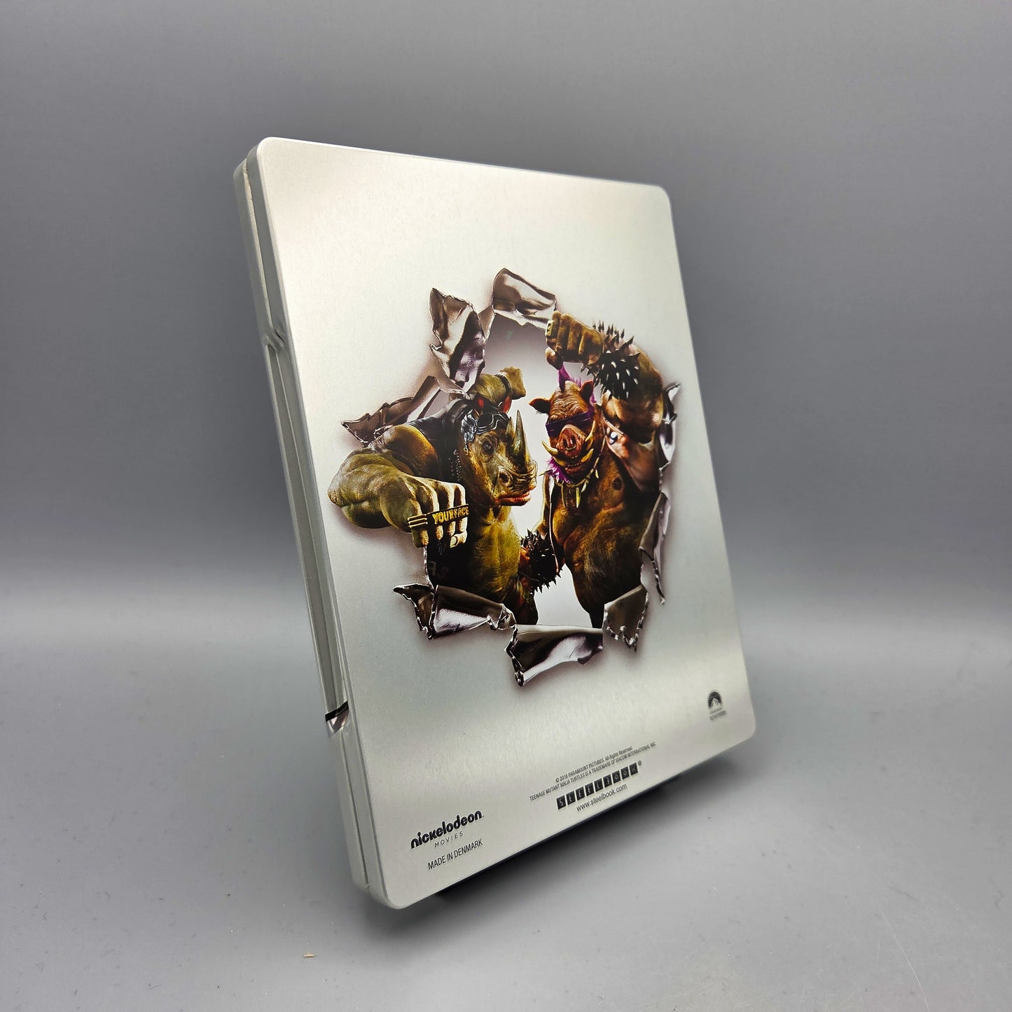 Teenage Mutant Ninja Turtles - Out of the Shadows 3D & 2D	Steelbook	Blu-Ray Film	Englische Ausgabe mit deutscher Tonspur