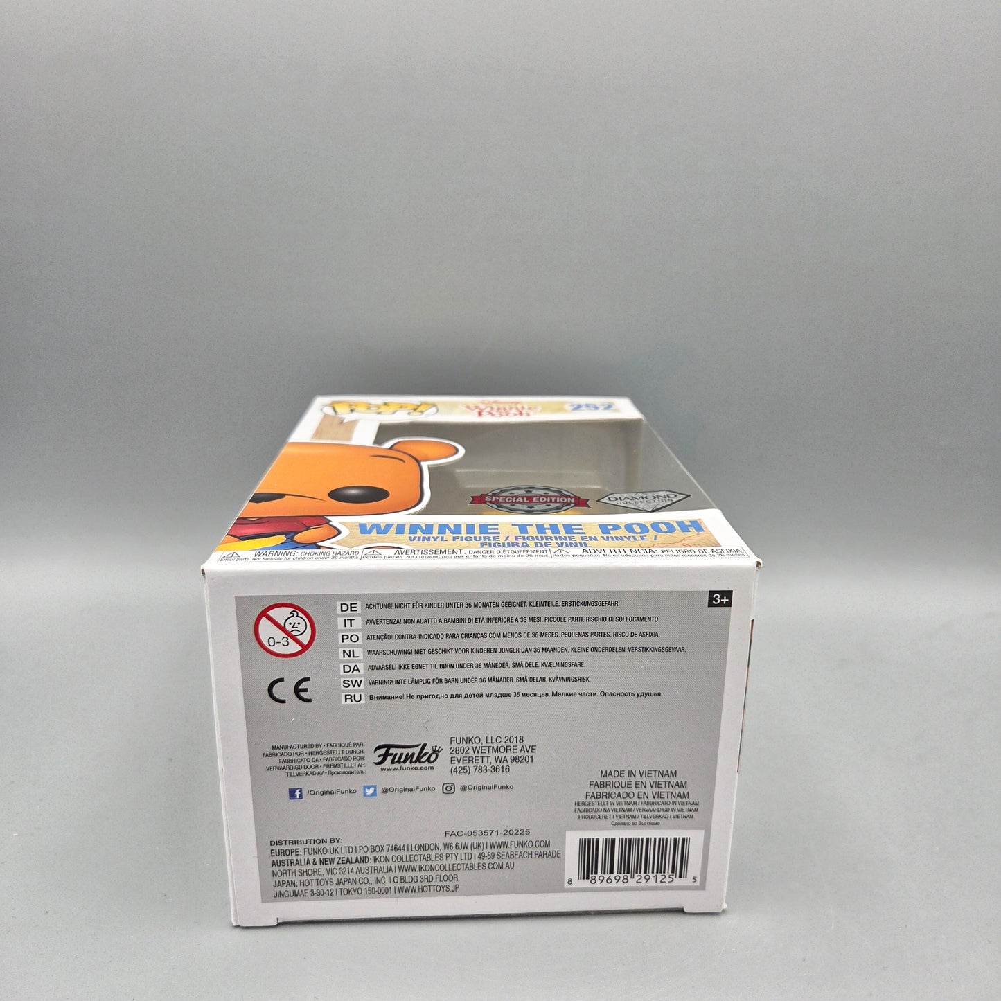 Funko Pop! #252 Winnie the Pooh	Diamond Collection	Disney	Vinylfigur