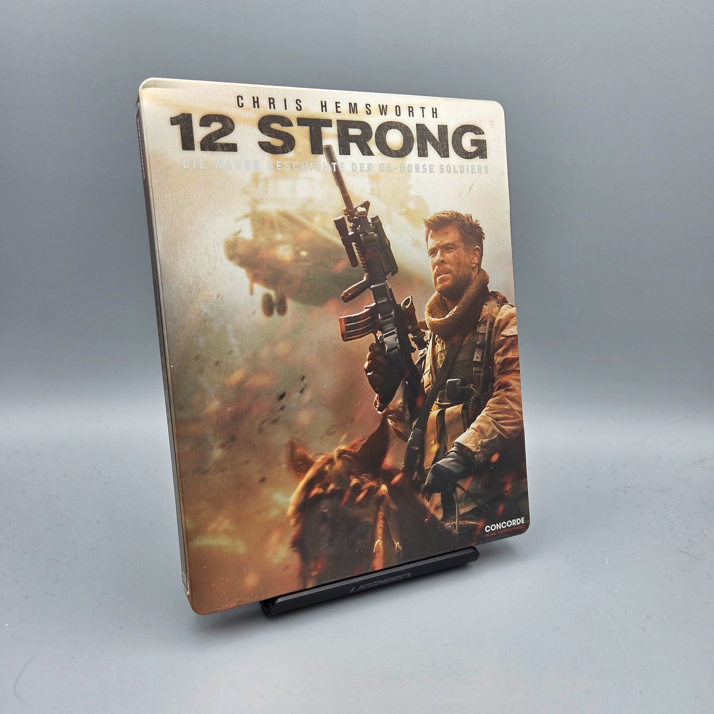 12 Strong	Steelbook	Blu-Ray Film	mit Chris Hemsworth