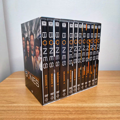 Bones - Die komplette Serie (Season 1 - 12)		DVD	Hüllen teilweise defekt!