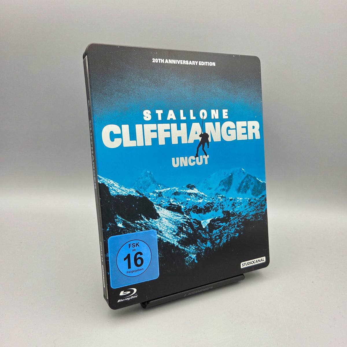 Cliffhanger - Uncut	Steelbook	Blu-Ray Film	mit Sylvester Stallone	Zustand:	Gut